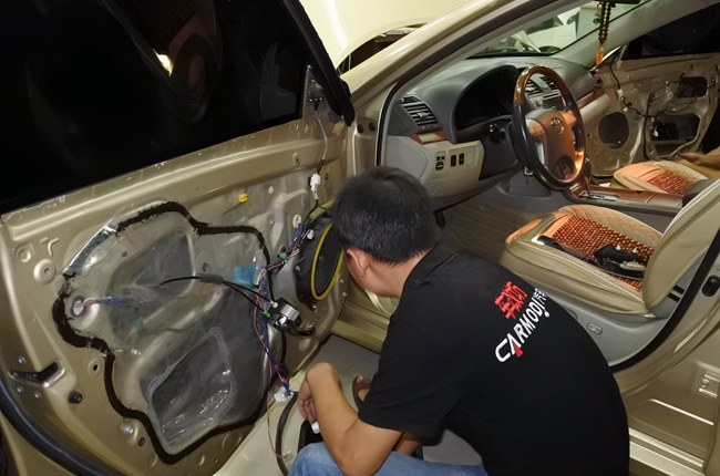 专业最靠得住 车改坊汽车影音连锁丰田凯美瑞改