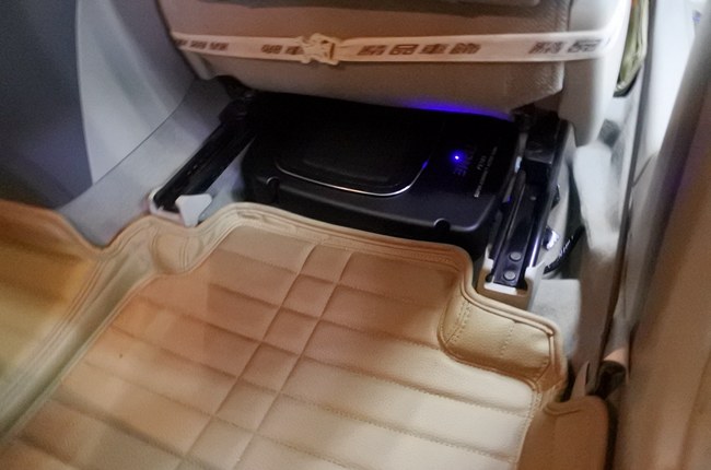 专业最靠得住 车改坊汽车影音连锁丰田凯美瑞改