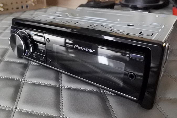 打造三分频音响系统 车改坊汽车影音连锁宝马