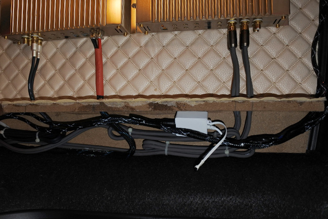 打造三分频音响系统 车改坊汽车影音连锁宝马