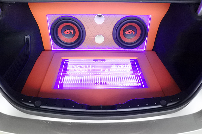 打造三分频音响系统 车改坊汽车影音连锁宝马