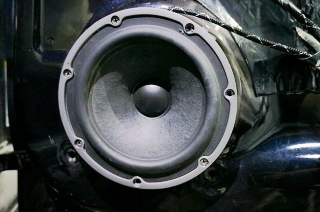 缔造传奇 广州帝锐大众帕萨特改装Hybrid Audio、霸