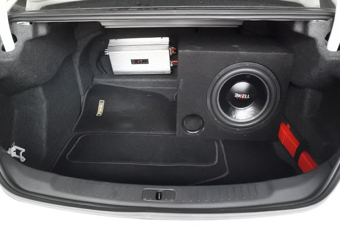 配置很生猛 车改坊汽车影音连锁雪佛兰迈锐宝改