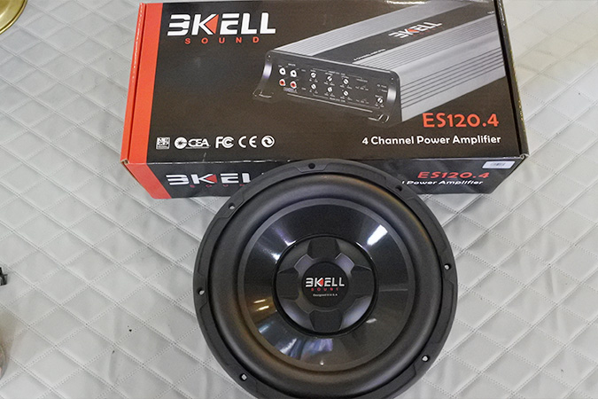 没低音炮怎么会有激情？车改坊汽车影音连锁丰