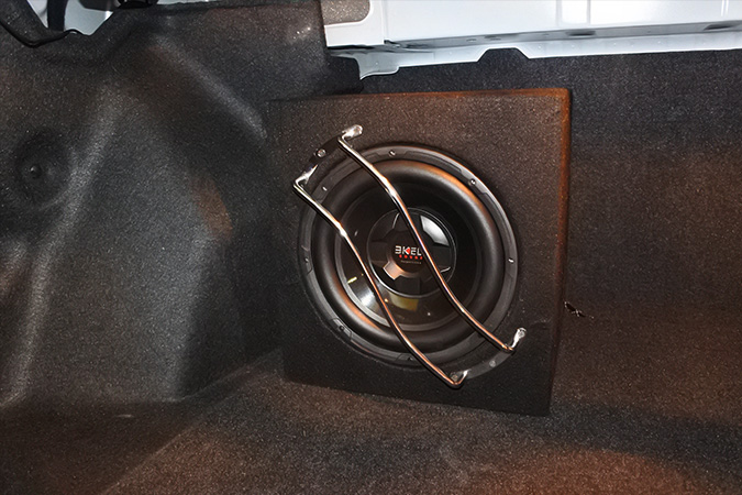 没低音炮怎么会有激情？车改坊汽车影音连锁丰