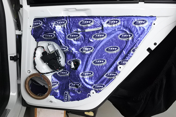 任性！前后都是套装喇叭 车改坊汽车影音连锁大