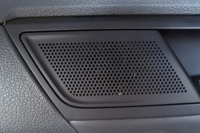 任性！前后都是套装喇叭 车改坊汽车影音连锁大