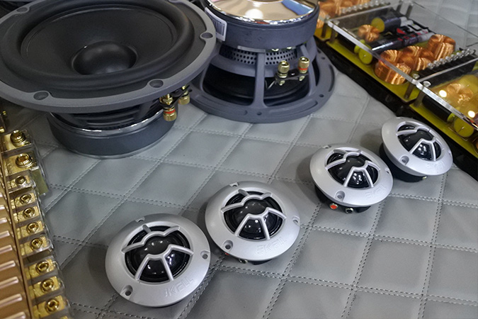 什么才是真爱？这才是真爱 车改坊汽车影音连锁