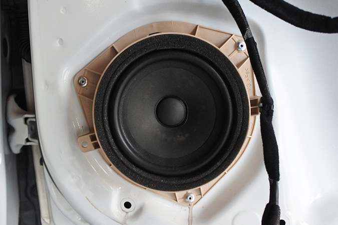 经典小炸机组合 车改坊汽车影音连锁起亚K2改装