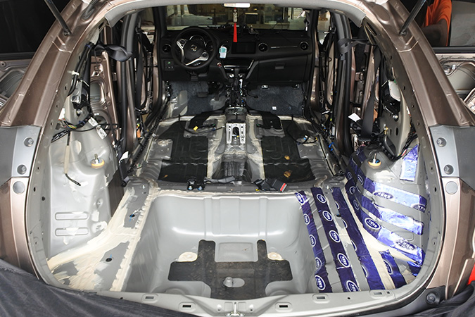 告别敞篷车 车改坊汽车影音连锁本田XRV改装ETO