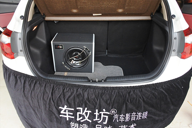 经典小炸机组合 车改坊汽车影音连锁起亚K2改装