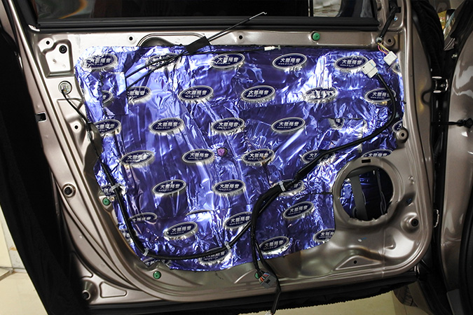 告别敞篷车 车改坊汽车影音连锁本田XRV改装ETO