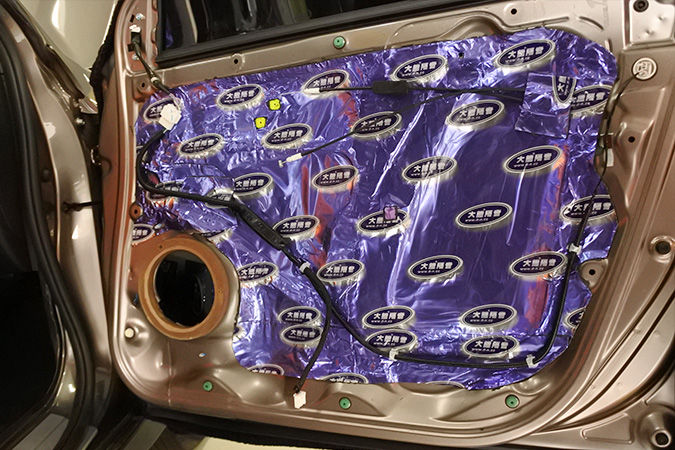 告别敞篷车 车改坊汽车影音连锁本田XRV改装ETO