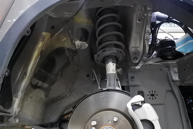 告别敞篷车 车改坊汽车影音连锁本田XRV改装ETO