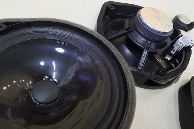 告别敞篷车 车改坊汽车影音连锁本田XRV改装ETO