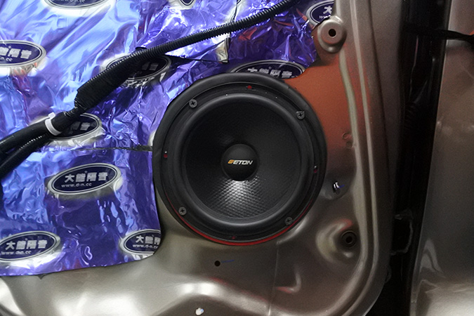 告别敞篷车 车改坊汽车影音连锁本田XRV改装ETO