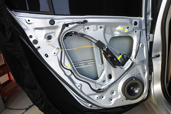 超值的音响系统 车改坊汽车影音连锁本田锋范改