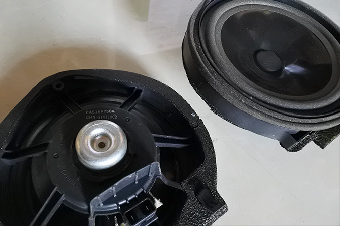 超值的音响系统 车改坊汽车影音连锁本田锋范改