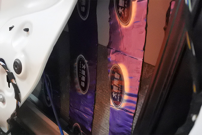 很柔很有诗意 车改坊汽车影音连锁宝马3系改装