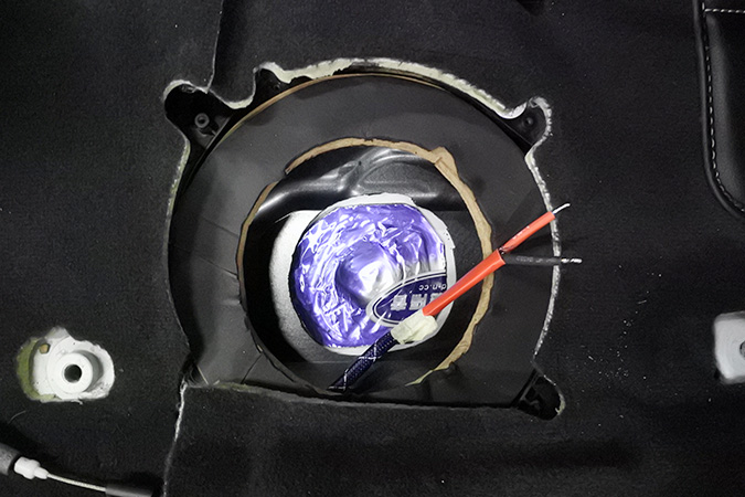 很柔很有诗意 车改坊汽车影音连锁宝马3系改装