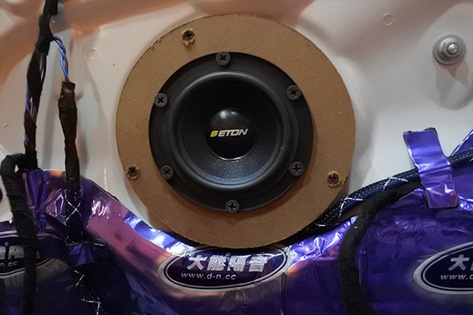 很柔很有诗意 车改坊汽车影音连锁宝马3系改装