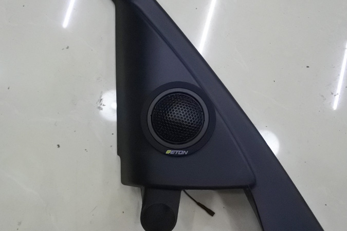 很柔很有诗意 车改坊汽车影音连锁宝马3系改装