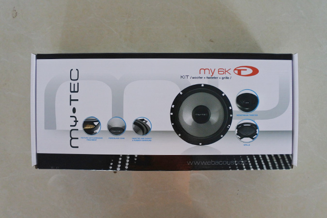 新款车也要改音响 车改坊汽车影音连锁马自达昂