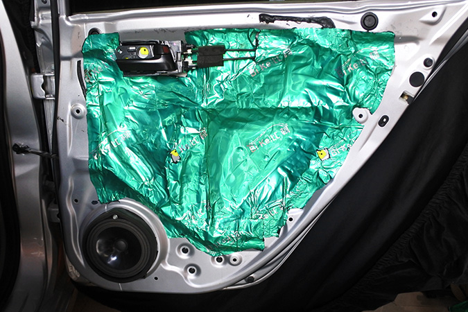 超值的音响系统 车改坊汽车影音连锁本田锋范改