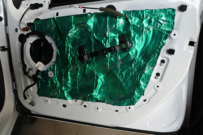 音质大幅度提升 车改坊汽车影音连锁标致2008改装