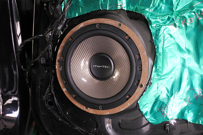 改装之旅 车改坊汽车影音连锁福特蒙迪欧改装