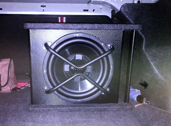 更适合你 车改坊汽车影音连锁丰田威驰改装ARC和