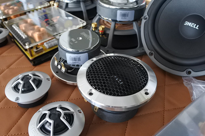 没有音乐怎么行？车改坊汽车影音连锁福特全顺