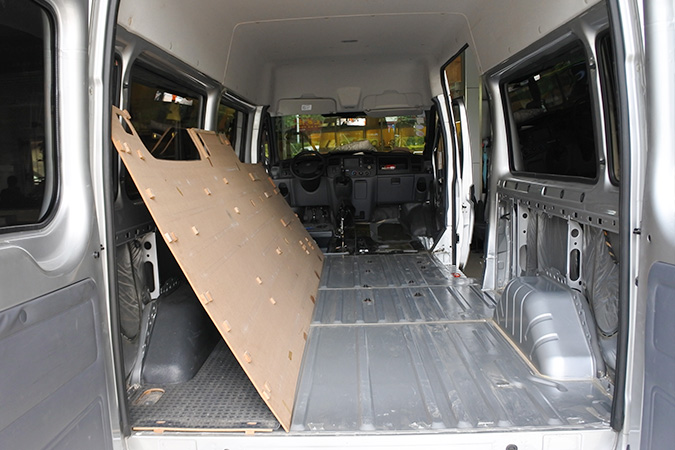 没有音乐怎么行？车改坊汽车影音连锁福特全顺