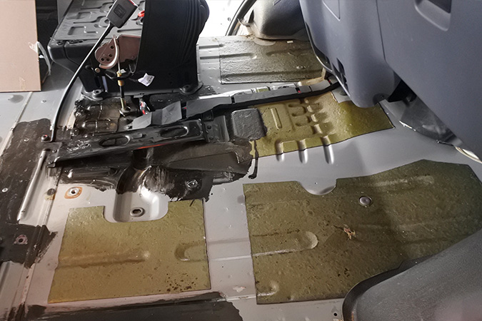 没有音乐怎么行？车改坊汽车影音连锁福特全顺