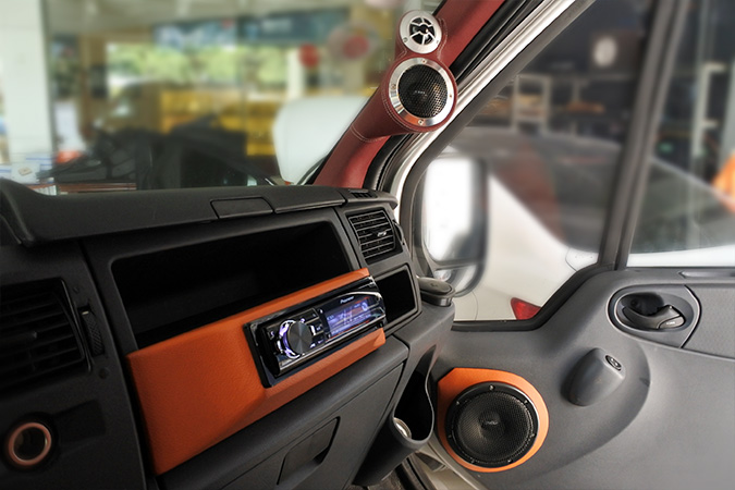 没有音乐怎么行？车改坊汽车影音连锁福特全顺