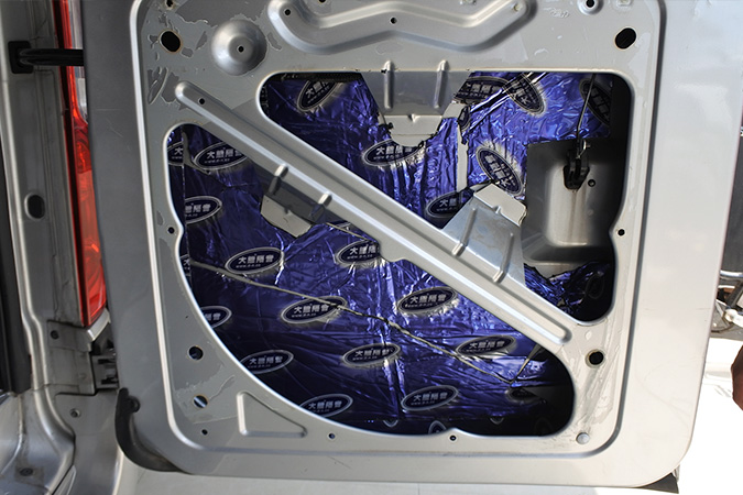 没有音乐怎么行？车改坊汽车影音连锁福特全顺