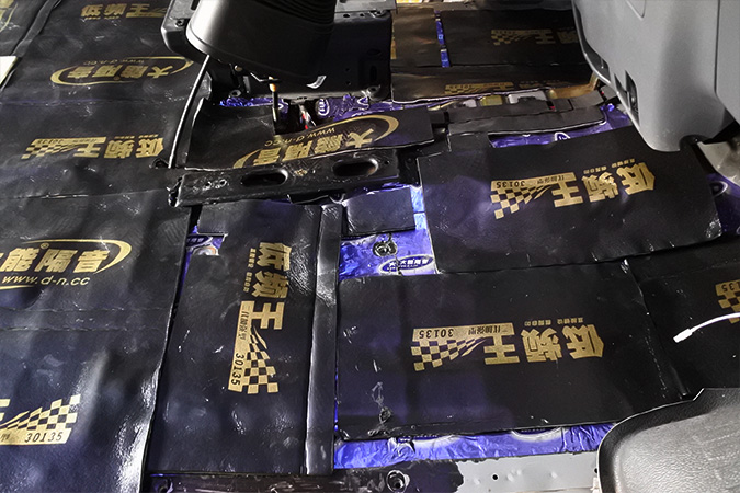 没有音乐怎么行？车改坊汽车影音连锁福特全顺