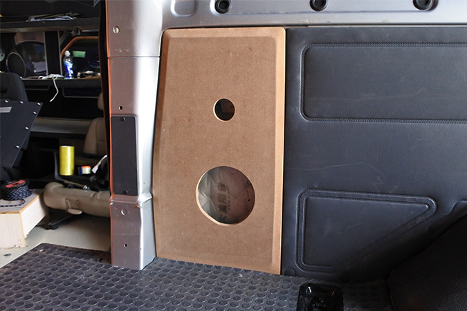 没有音乐怎么行？车改坊汽车影音连锁福特全顺