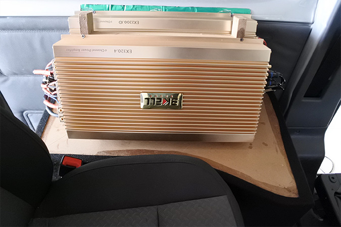 没有音乐怎么行？车改坊汽车影音连锁福特全顺