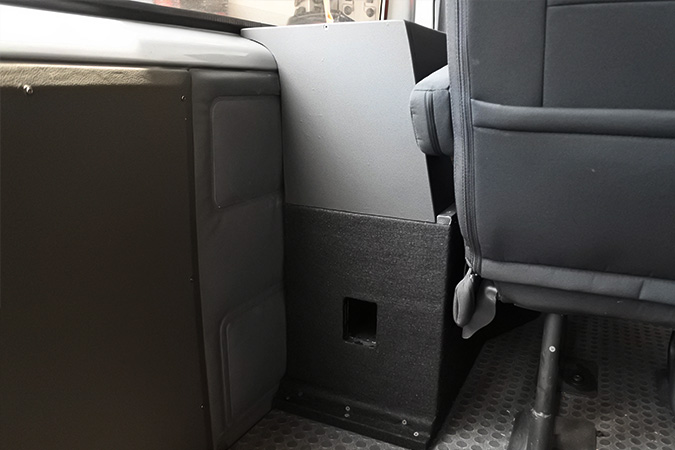 没有音乐怎么行？车改坊汽车影音连锁福特全顺