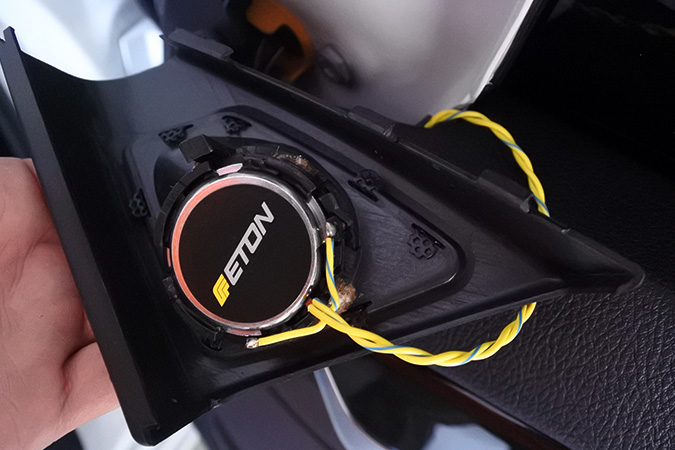 Hi-END音质无与伦比 车改坊汽车影音连锁宝马525