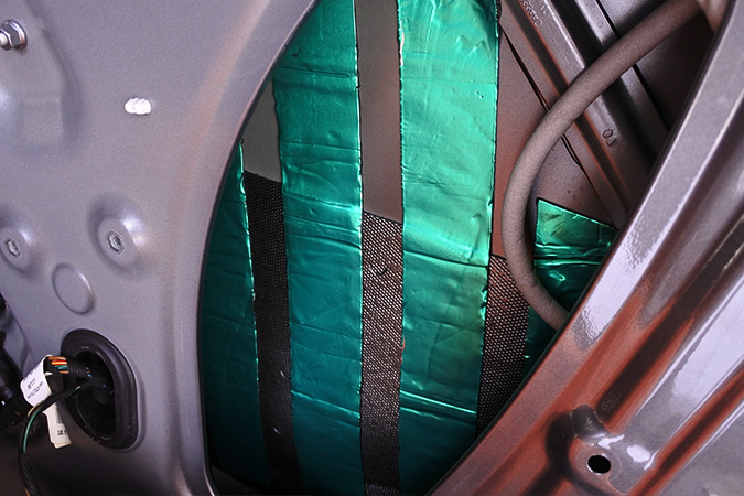 朗朗音乐行天下 车改坊汽车影音连锁大众朗行改