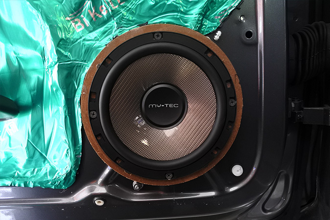 朗朗音乐行天下 车改坊汽车影音连锁大众朗行改