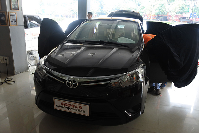 靓音自然来 车改坊汽车影音连锁丰田威驰改装美