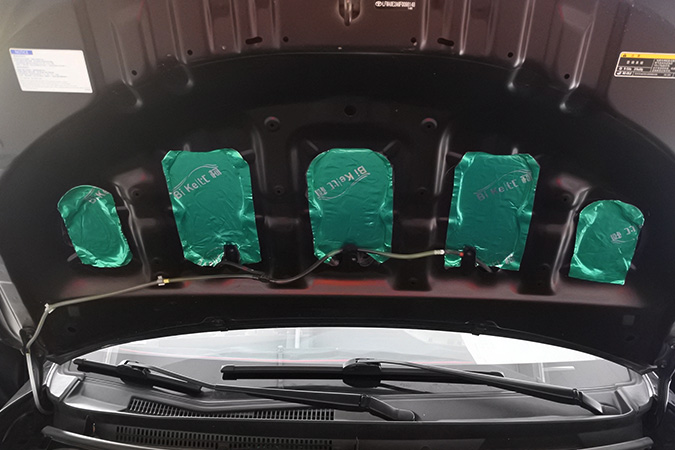 靓音自然来 车改坊汽车影音连锁丰田威驰改装美