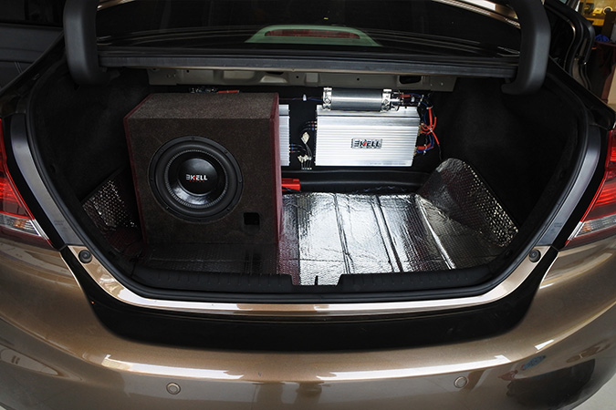 乐此不疲 车改坊汽车影音连锁本田思域改装ETO