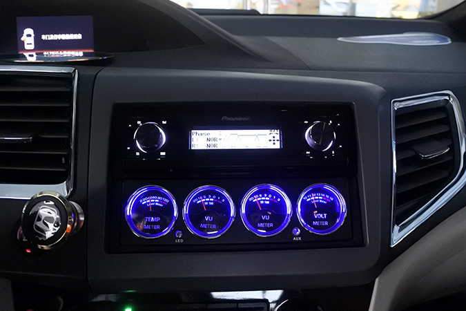 乐此不疲 车改坊汽车影音连锁本田思域改装ETO