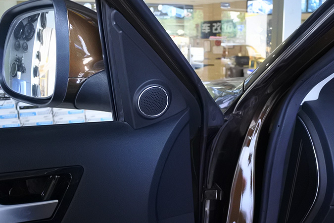 这样改装真划算 车改坊汽车影音连锁众泰T600改装