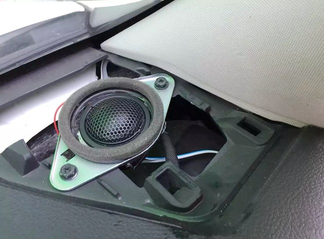 感动化成音乐雨 台山车龙丰田锐志改装德国ETO