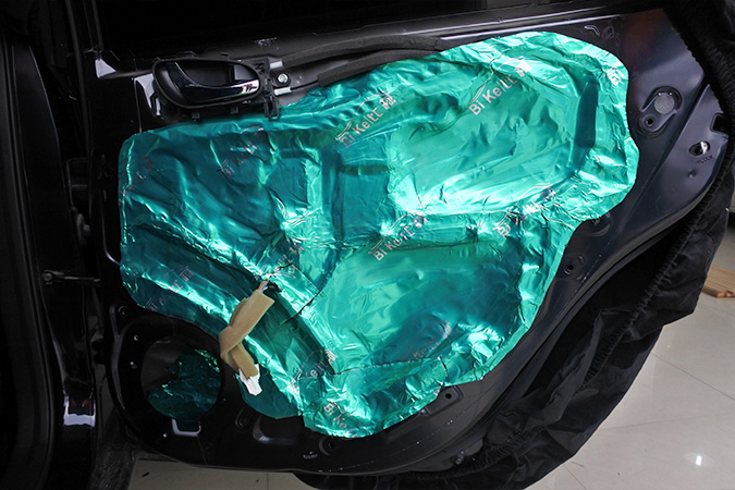 不比不知道 车改坊汽车影音连锁日产骐达改装霸